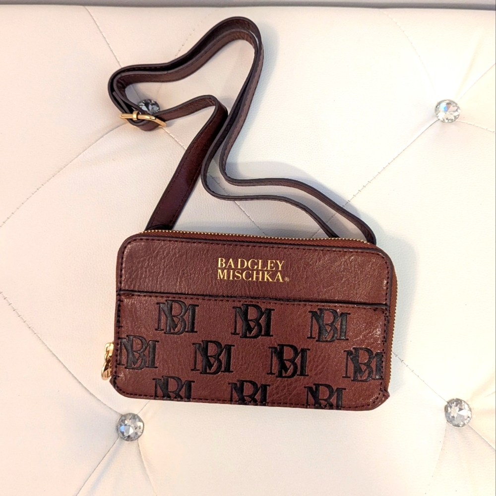 NWOT Badgley Mischka Brown Fanny Pack